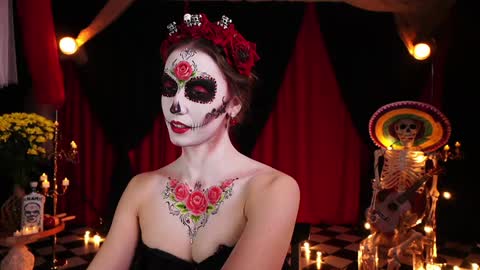 Snapshot of _meganmeow_ chatting on 11-07-25, 08:53 Saturday - start 2030-2130 GMT online show from 11-07-25, 08:53