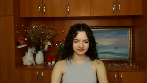 Susie online show from 12-21-24, 07:24