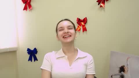 Susie online show from 02-05-25, 10:19