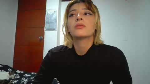 Snapshot of _mia_foster1 chatting on 05-04-26, 08:16 Mia-foster online show from 05-04-26, 08:16