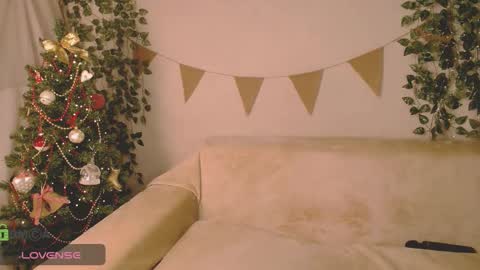 Mia online show from 01-05-25, 12:20