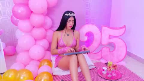 Snapshot of _miaa_monroe chatting on 02-04-26, 08:25 Mia Monroe online show from 02-04-26, 08:25