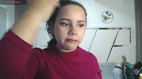  Mia  online show from 09-22-25, 12:51