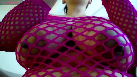  Mia  online show from 04-16-26, 01:01