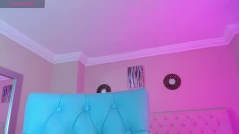 Paula online show from 04-08-26, 11:32