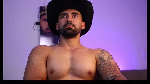 Snapshot of _mikestone chatting on 02-11-26, 10:59 soy mike online show from 02-11-26, 10:59