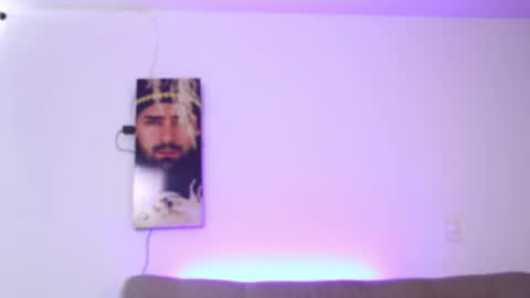 Snapshot of _mikestone chatting on 02-12-26, 03:18 soy mike online show from 02-12-26, 03:18