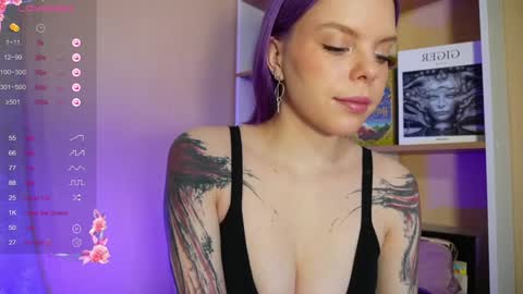 Snapshot of _milky__way__ chatting on 01-27-25, 10:16 Kate online show from 01-27-25, 10:16