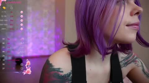 Snapshot of _milky__way__ chatting on 02-17-25, 01:21 Kate online show from 02-17-25, 01:21