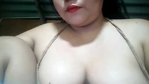 _milkytitsmomxx_ online show from 05-09-26, 04:56