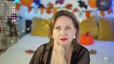 Snapshot of _million_dollarsmile chatting on 10-27-25, 10:30 _million_dollarsmile online show from 10-27-25, 10:30