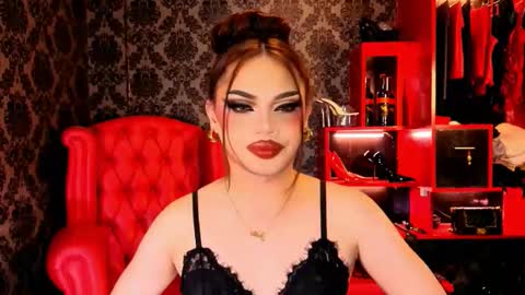 Snapshot of _ministryofsin_ chatting on 03-05-26, 06:59 Raven Strauss online show from 03-05-26, 06:59