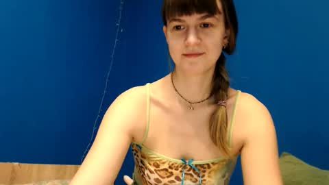 Snapshot of _minnie_boo_ chatting on 01-16-26, 10:41 Boo online show from 01-16-26, 10:41