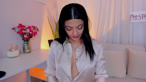 Miss Chanel online show from 02-27-26, 10:37