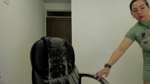 _miss_coco_ online show from 04-25-26, 10:51