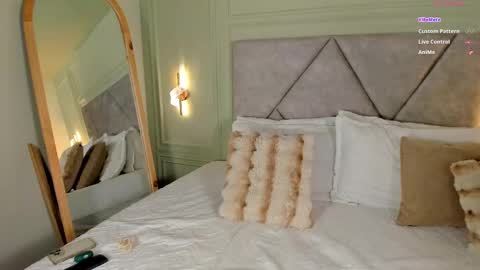 kimberley cruz online show from 10-04-25, 11:30