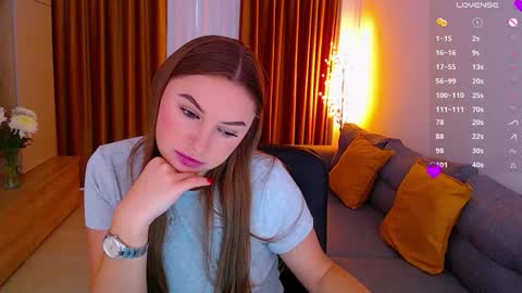 Mia online show from 10-18-25, 06:05