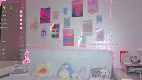 Bella online show from 11-28-25, 11:46