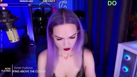 Snapshot of _mistress__ chatting on 11-05-25, 05:02 Mistress Milana online show from 11-05-25, 05:02