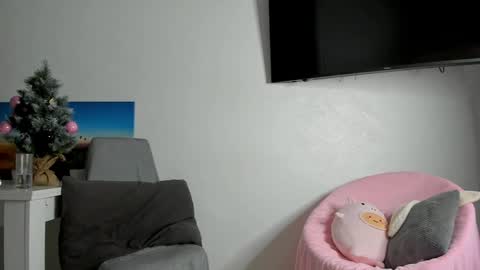 Snapshot of _mito_69 chatting on 12-25-24, 04:12 alienmito online show from 12-25-24, 04:12