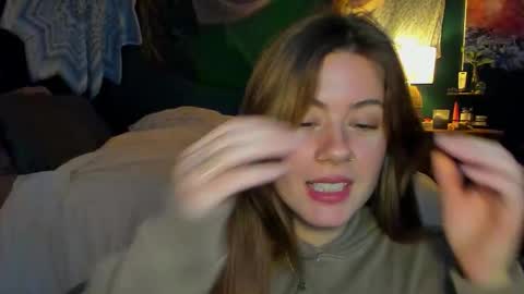 Snapshot of _modestmouse chatting on 11-25-25, 02:44 mouse online show from 11-25-25, 02:44