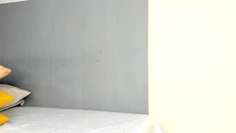 _molly_rosse_ online show from 11-22-25, 12:04