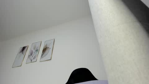 Snapshot of _molly_rosse_ chatting on 05-19-26, 12:00 _molly_rosse_ online show from 05-19-26, 12:00
