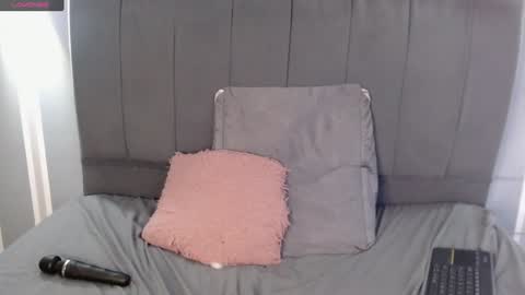 Molly online show from 01-30-25, 01:33