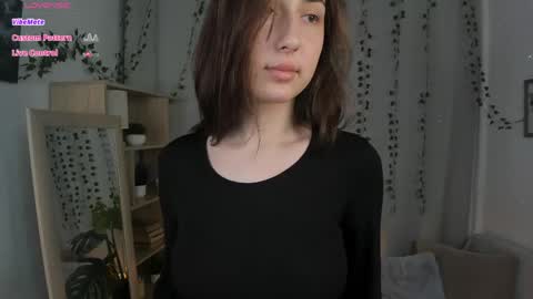 Snapshot of _monnytoon_ chatting on 05-21-26, 02:13 Eva online show from 05-21-26, 02:13