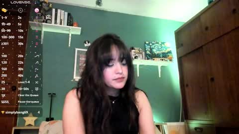 Snapshot of _moon_cake_ chatting on 02-07-26, 04:05 Next stream 950 pm Colombia time xd online show from 02-07-26, 04:05