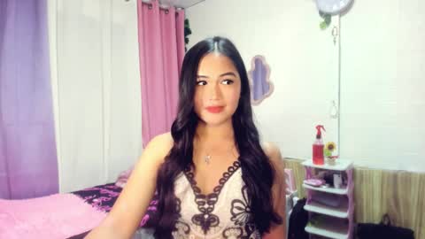 Snapshot of _myholyhole69_ chatting on 02-28-26, 11:33 monica online show from 02-28-26, 11:33