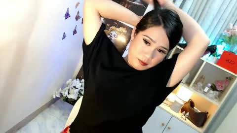 _mysticdoll_ online show from 04-21-26, 03:35