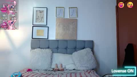 _naomi_s online show from 11-23-25, 01:44