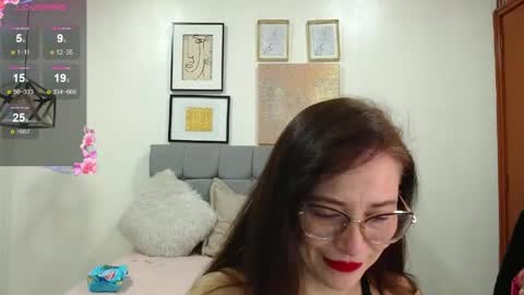 _naomi_s online show from 05-19-26, 01:39