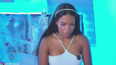 naomi brown online show from 10-21-25, 03:51