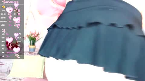 _natalie_milf_ online show from 02-20-25, 10:37