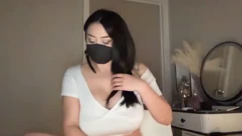 Snapshot of _natycutei19 chatting on 05-31-26, 01:14 naty19 online show from 05-31-26, 01:14