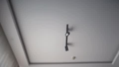 Nefertiti online show from 12-18-25, 12:22