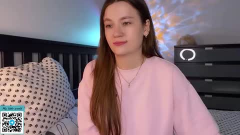 Mia with a big heart  online show from 09-09-25, 03:00