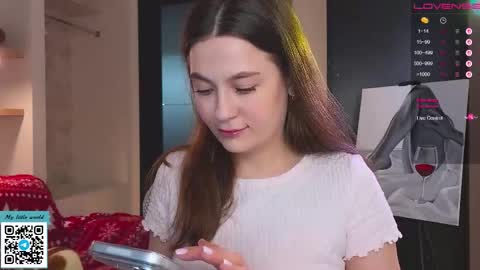 Snapshot of _nemalkovamia chatting on 01-07-26, 11:45 Mia with a big heart online show from 01-07-26, 11:45