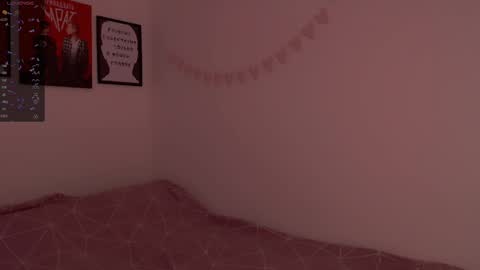 Snapshot of _ni_kiss chatting on 12-03-24, 11:24 Nika online show from 12-03-24, 11:24