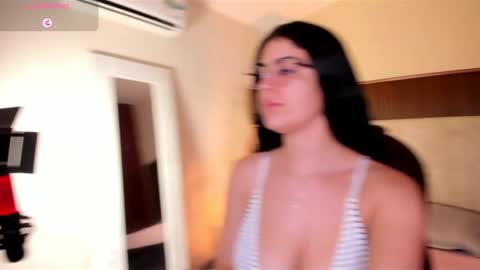 Niah  You can call me Ni or cutie haha online show from 09-28-25, 09:42