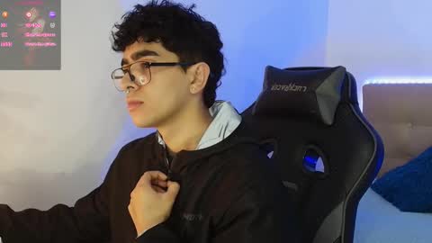 Nicolas online show from 11-30-25, 10:25