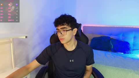 Nicolas online show from 12-03-25, 05:11