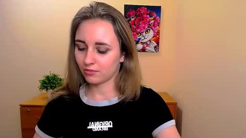 Nica online show from 03-10-25, 03:52