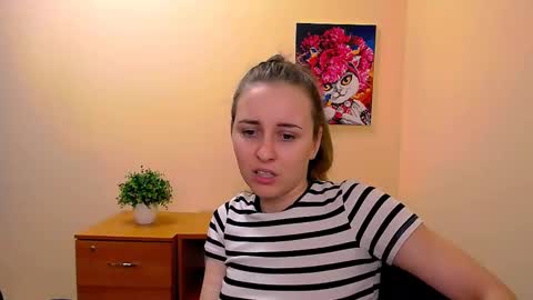 Nica online show from 03-11-25, 01:23