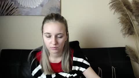 Nica online show from 11-01-25, 10:39