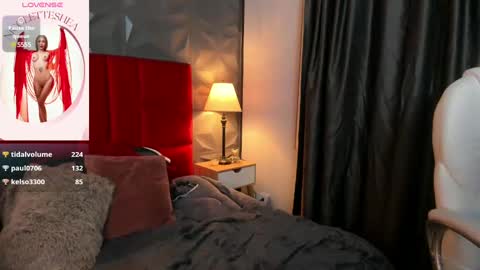 Snapshot of _nicoletteshea_ chatting on 01-08-25, 03:08 _nicoletteshea_ online show from 01-08-25, 03:08