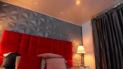 Snapshot of _nicoletteshea_ chatting on 01-25-25, 03:09 _nicoletteshea_ online show from 01-25-25, 03:09