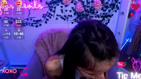 Snapshot of _nika_kik chatting on 01-21-25, 06:02 Nika online show from 01-21-25, 06:02